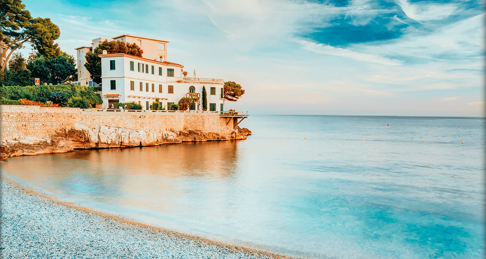 Breathtaking villa by the sea