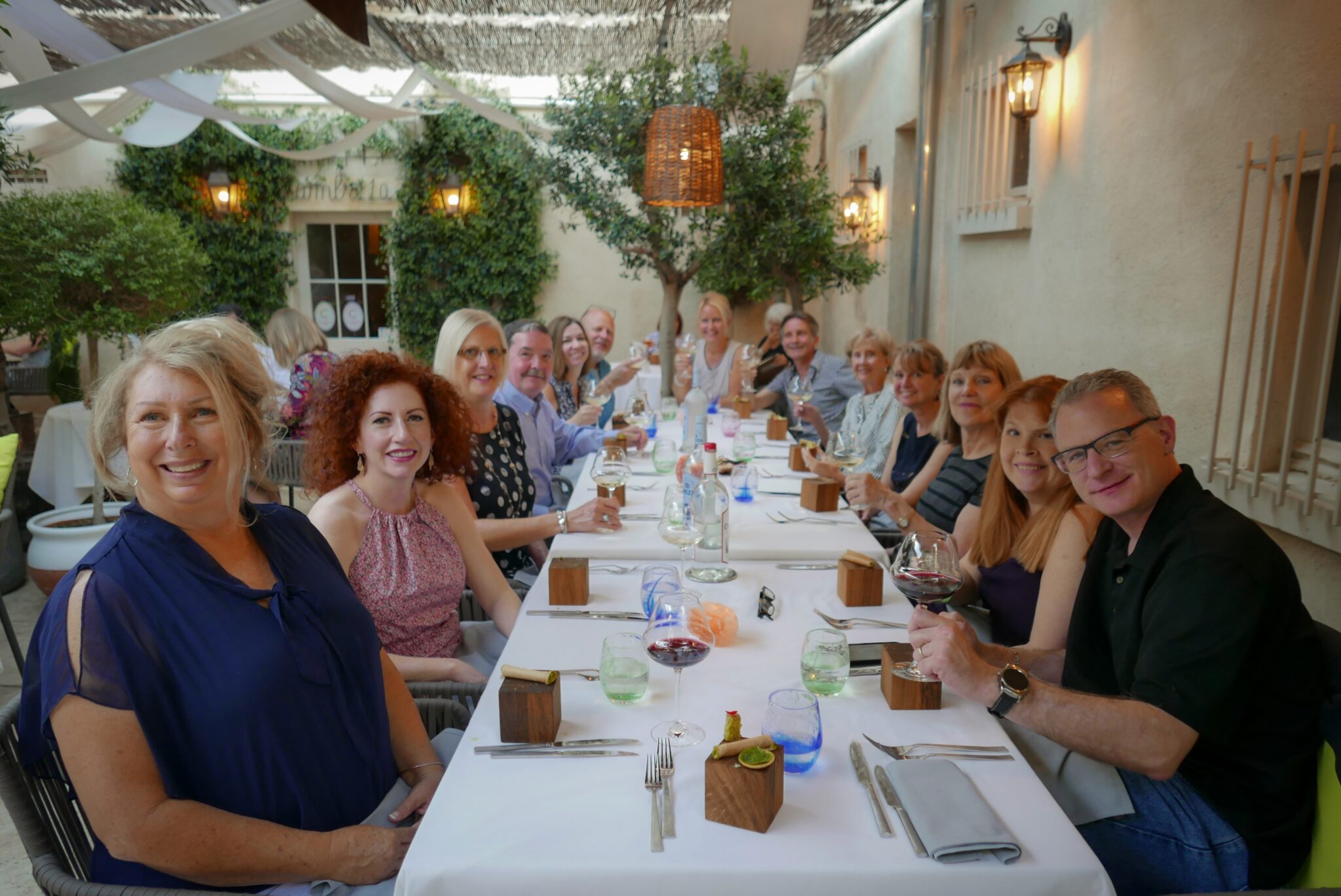 tour-group-welcome-3