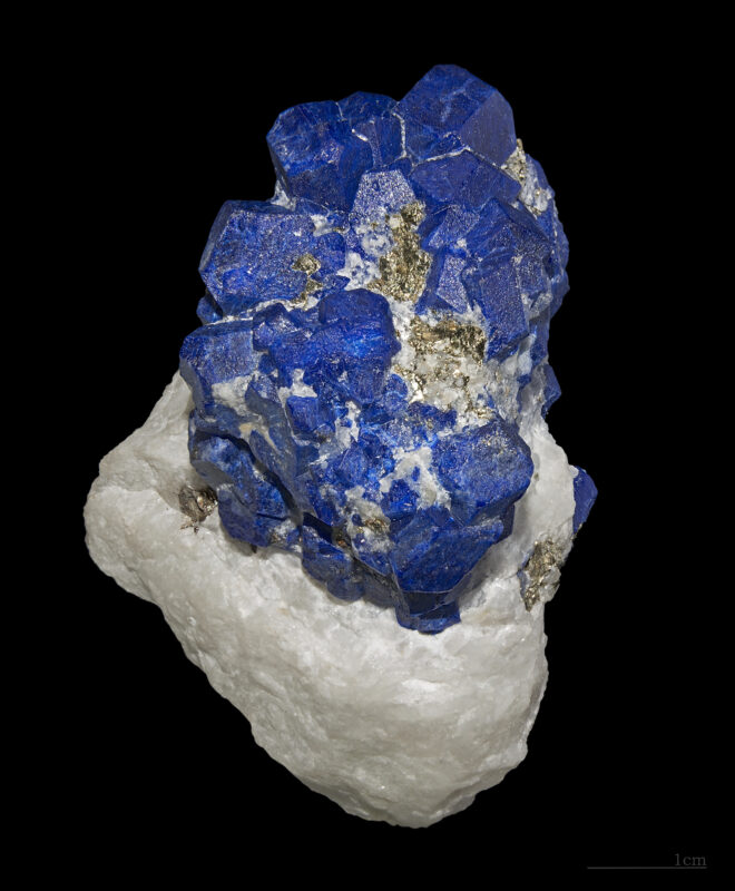 Lapis lazuli by Didier Descouens, the semi-precious stone from which ultramarine was derived. Lazurite Sar-e-Sang