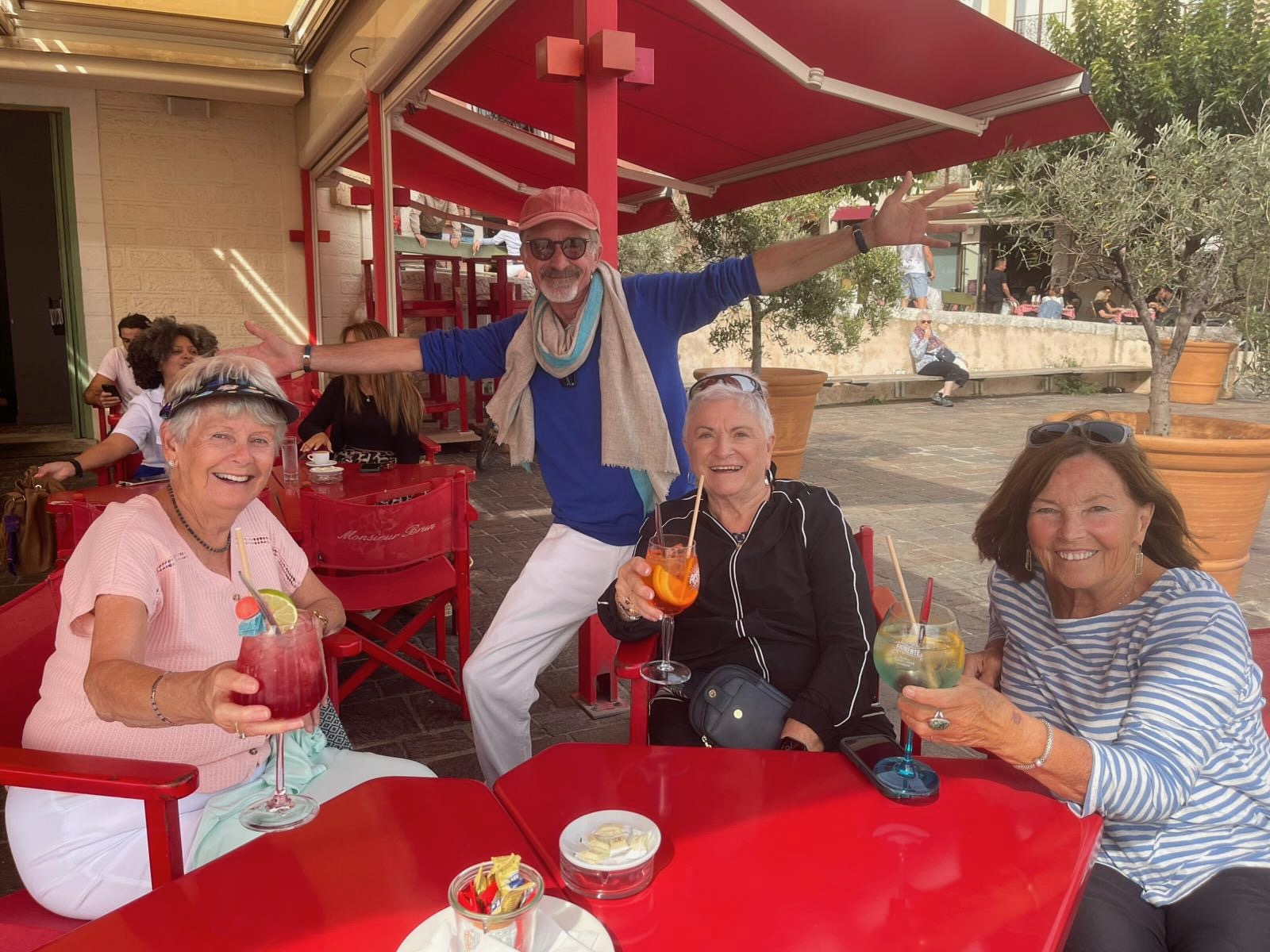 ladies-cassis-philippe